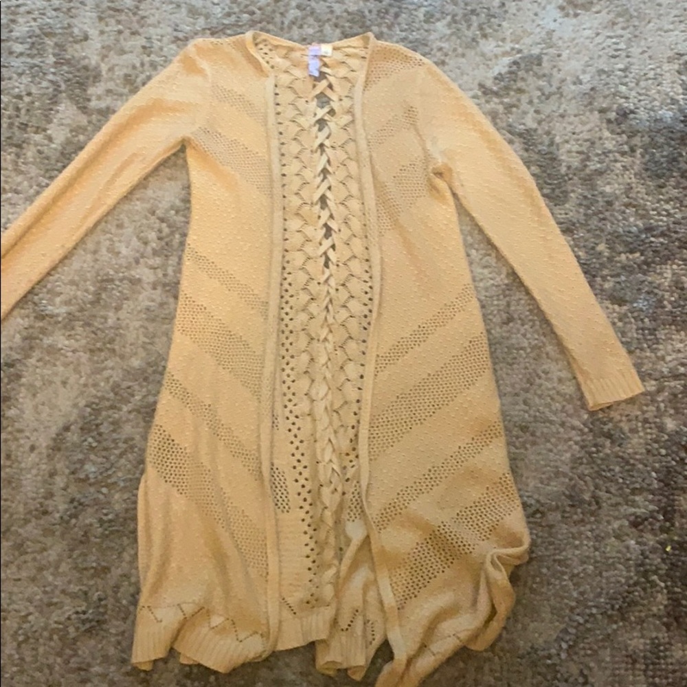 Cardigan/Sweater